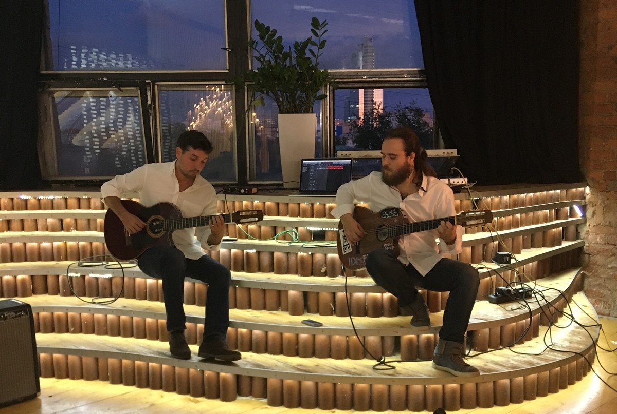 Всемирные рок-конкурсы и всероссийские фестивали, бои без правил и фильм Бекмамбетова. Самое масштабное интервью вокалиста владимирской группы SALVADOR, в котором раскрываются все карты