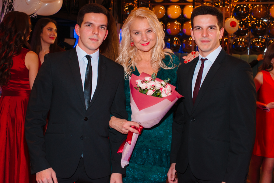 Конкурс "Владимирская красавица 2019-2020” в разгаре - участниц уже представили публике. Впереди промежуточные этапы и финал