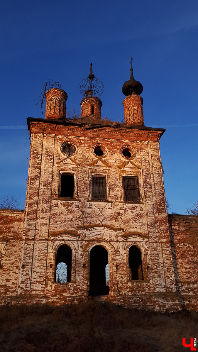 Экспедиция в старинное село Кибол. Фоторепортаж из двух заброшенных храмов