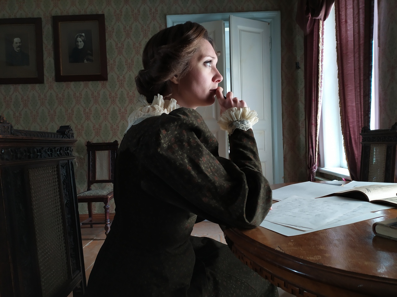 О художнице Ольге Розановой сняли документальный фильм. Проект “Имя. Символ 33” рассказал про талантливую авангардистку