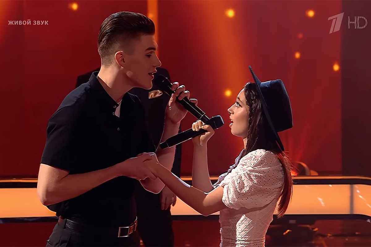 29 ноября в эфир вышел очередной эфир восьмого сезона шоу "Голос". Владимирцы следили за ним с особенным интересом: в "Поединках" сражалась за свое место под софитами наша землячка, 17-летняя Алана Чочиева