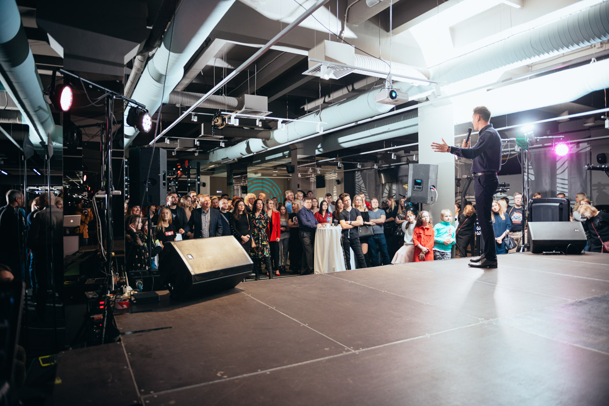 Фитнес-клуб “Атмосфера” отметил 2 года работы во Владимире. На празднике подвели итоги “Атмосферных игр”