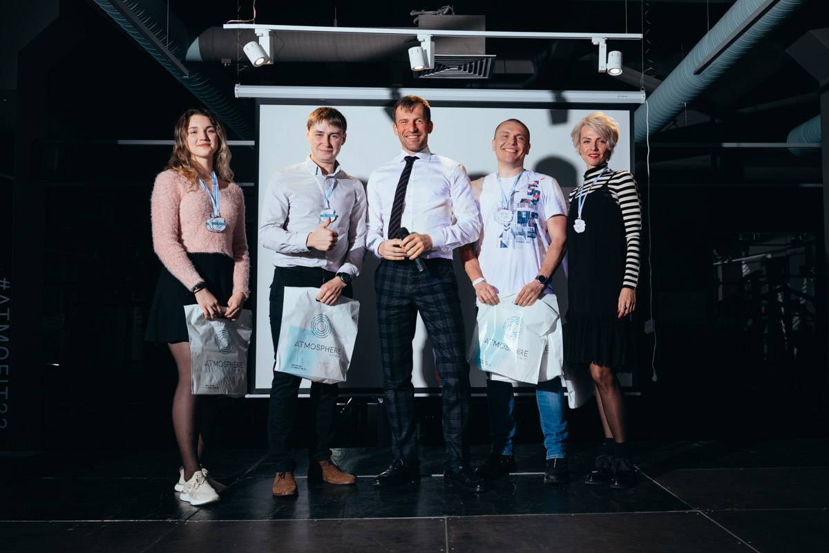 Фитнес-клуб “Атмосфера” отметил 2 года работы во Владимире. На празднике подвели итоги “Атмосферных игр”