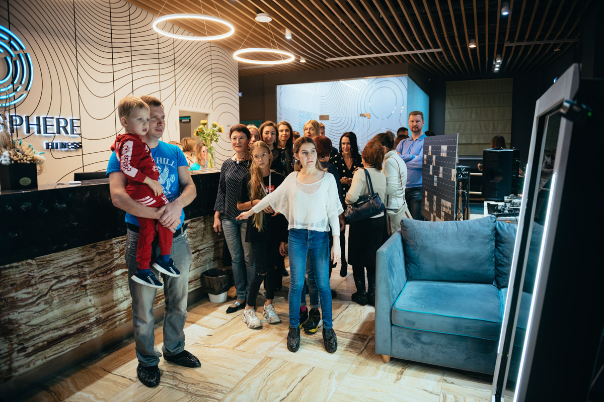 Фитнес-клуб “Атмосфера” отметил 2 года работы во Владимире. На празднике подвели итоги “Атмосферных игр”