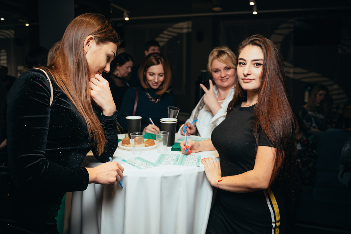 Фитнес-клуб “Атмосфера” отметил 2 года работы во Владимире. На празднике подвели итоги “Атмосферных игр”