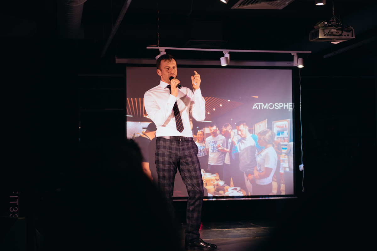 Фитнес-клуб “Атмосфера” отметил 2 года работы во Владимире. На празднике подвели итоги “Атмосферных игр”