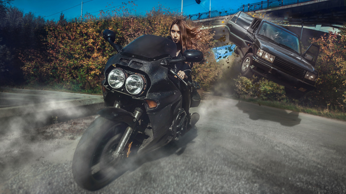 Рассказываем, сколько машин и агентов спецслужб пострадало во время съемки фотоистории Вадима Аксёнова про девушку-киборга. Спойлер: ни одного.