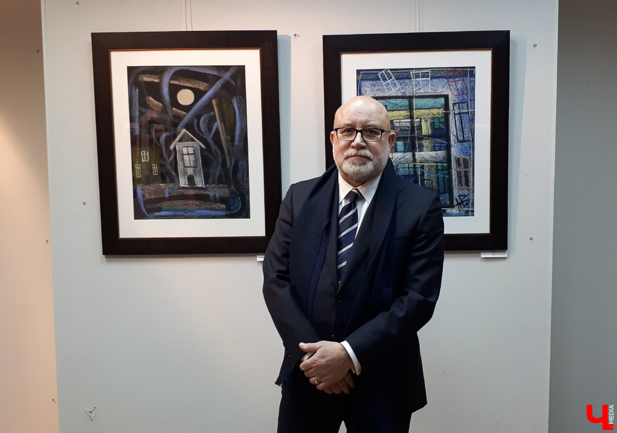 До 14 января в Выставочных залах на Большой Московской можно увидеть картины Александра Волкова. Художник и бизнесмен поделился проектом «Вот опять окно, где опять не спят…»