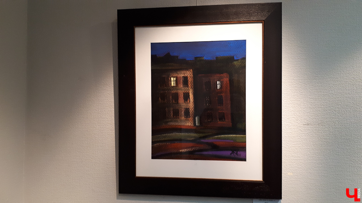 До 14 января в Выставочных залах на Большой Московской можно увидеть картины Александра Волкова. Художник и бизнесмен поделился проектом «Вот опять окно, где опять не спят…»