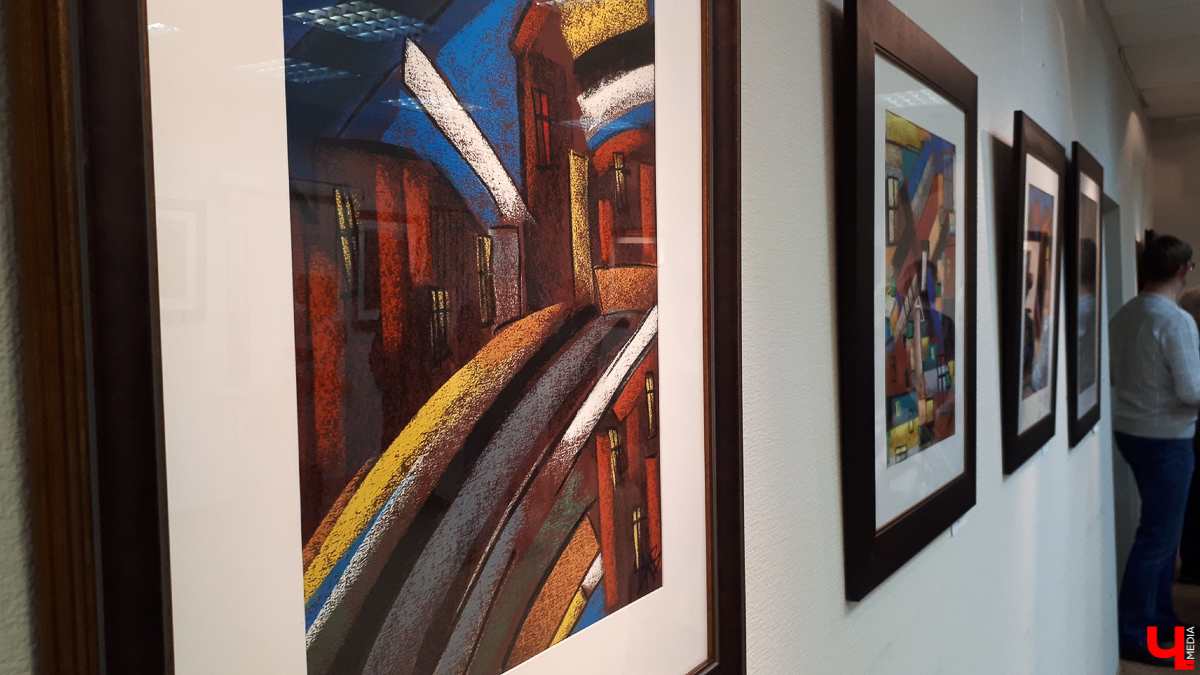 До 14 января в Выставочных залах на Большой Московской можно увидеть картины Александра Волкова. Художник и бизнесмен поделился проектом «Вот опять окно, где опять не спят…»