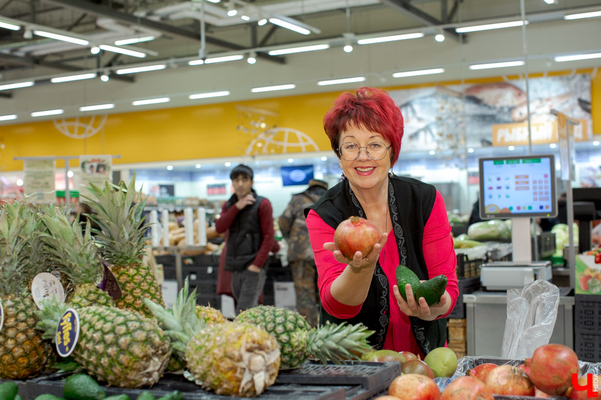 Лариса Семина и Дмитрий Орловский приготовили сембургер на кухне студии Roulet