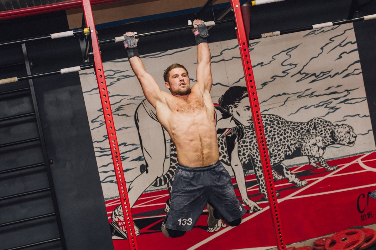 Объясняем, в чем разница между кроссфитом и функциональным многоборьем, - полезно. Рассказываем о соревнованиях для самых выносливых и сильных - красиво