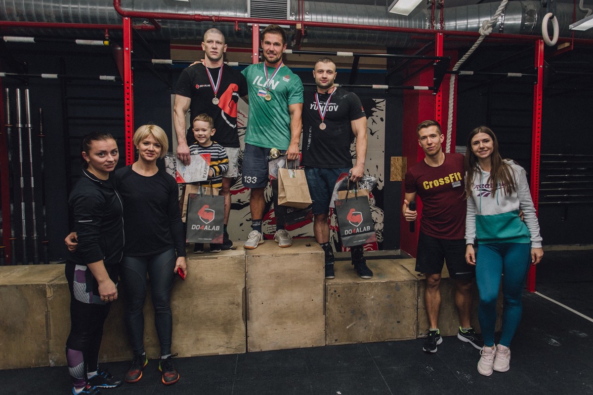 Объясняем, в чем разница между кроссфитом и функциональным многоборьем, - полезно. Рассказываем о соревнованиях для самых выносливых и сильных - красиво