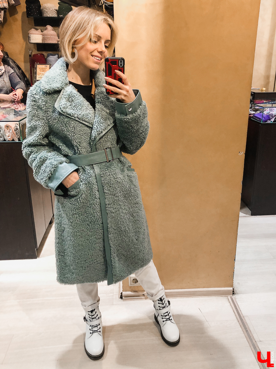 Стилист Мария Засорина прошлась с нами по магазинам и помогла выбрать модные шубы на зиму 2019-2020