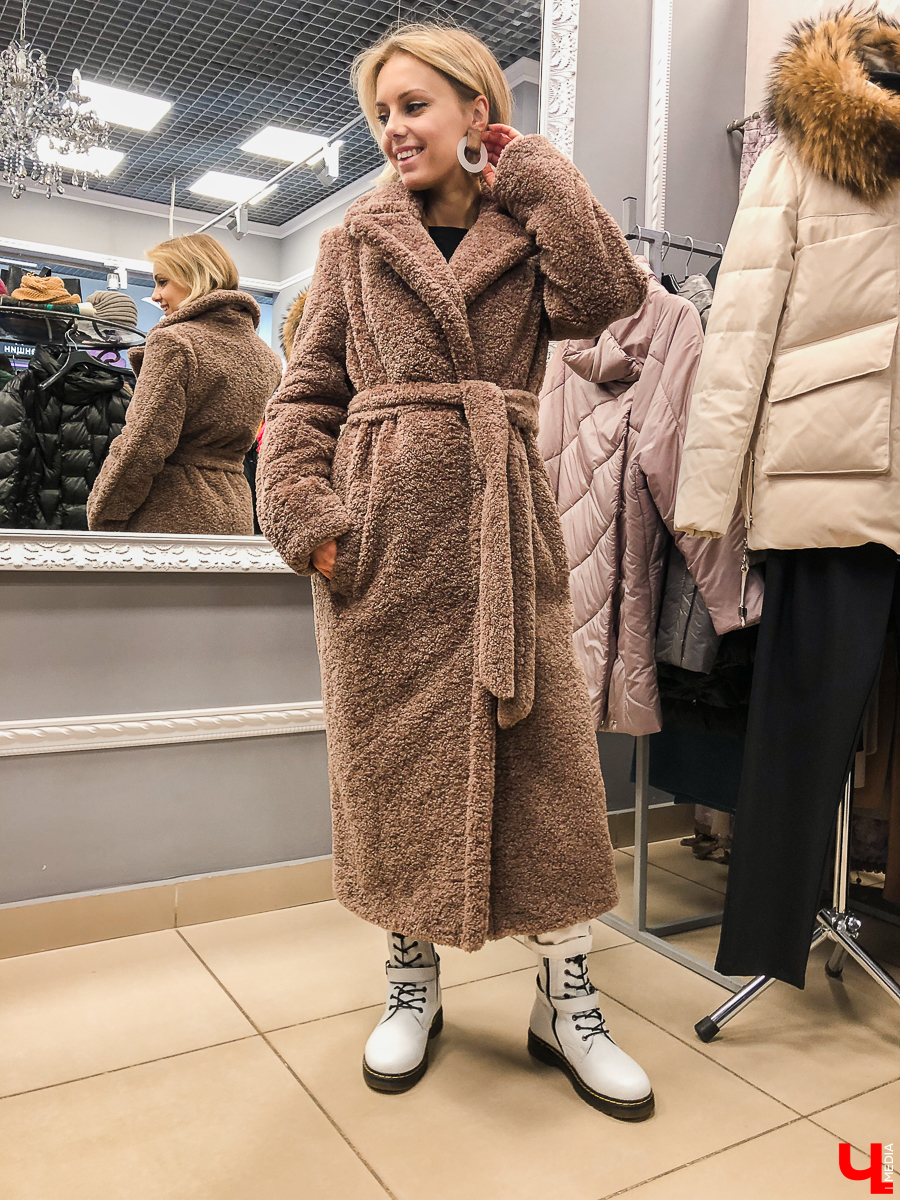 Стилист Мария Засорина прошлась с нами по магазинам и помогла выбрать модные шубы на зиму 2019-2020