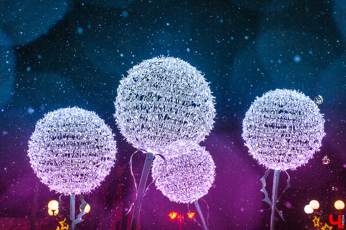 На украшение Владимира к Новому, 2020 году потратили порядка 2,5 миллиона рублей. Что сделали на эти деньги? И как Суздаль смог сэкономить 7 миллионов?