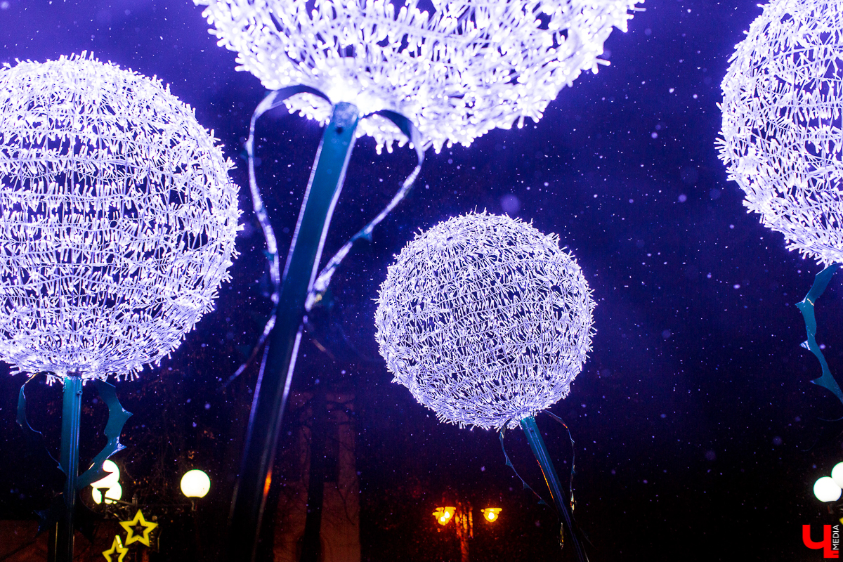 На украшение Владимира к Новому, 2020 году потратили порядка 2,5 миллиона рублей. Что сделали на эти деньги? И как Суздаль смог сэкономить 7 миллионов?