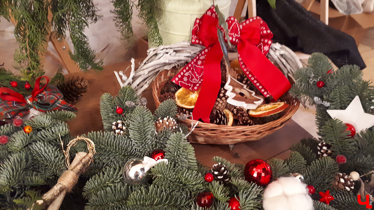 21 и 22 декабря во Владимире проходил «Новогодний маркет». Душевно и со вкусом горожане знакомились с творчеством мастеров