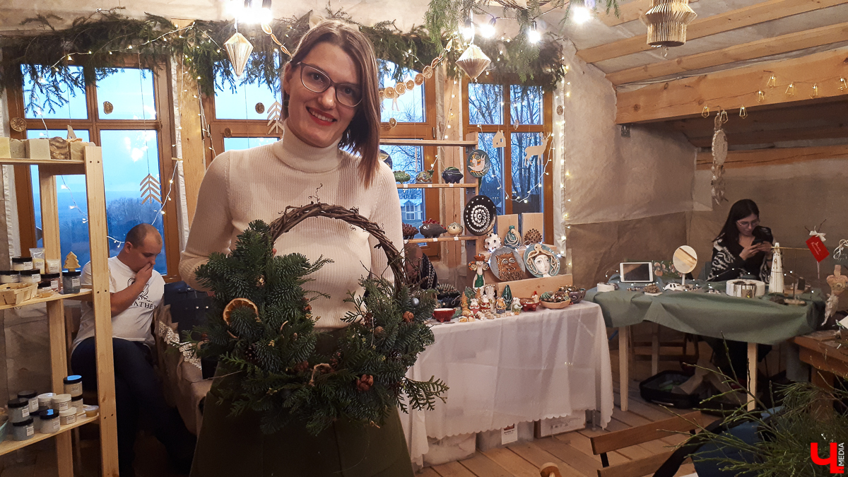 21 и 22 декабря во Владимире проходил «Новогодний маркет». Душевно и со вкусом горожане знакомились с творчеством мастеров