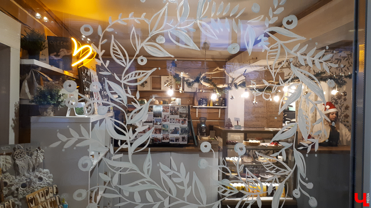 21 и 22 декабря во Владимире проходил «Новогодний маркет». Душевно и со вкусом горожане знакомились с творчеством мастеров