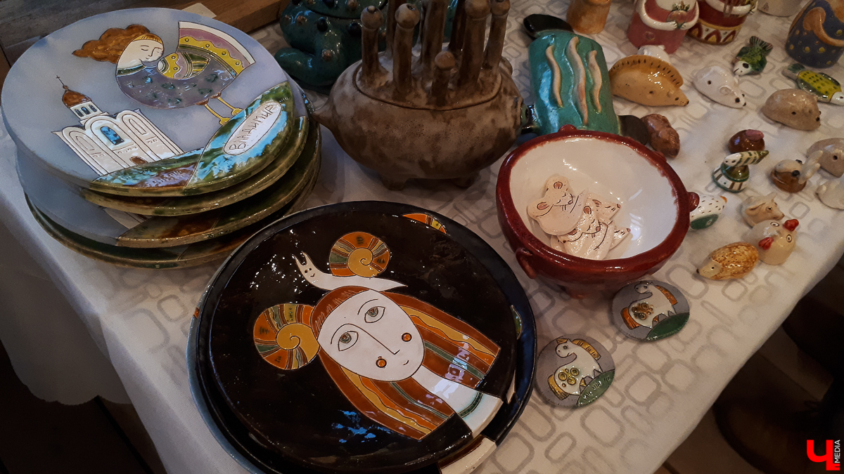 21 и 22 декабря во Владимире проходил «Новогодний маркет». Душевно и со вкусом горожане знакомились с творчеством мастеров