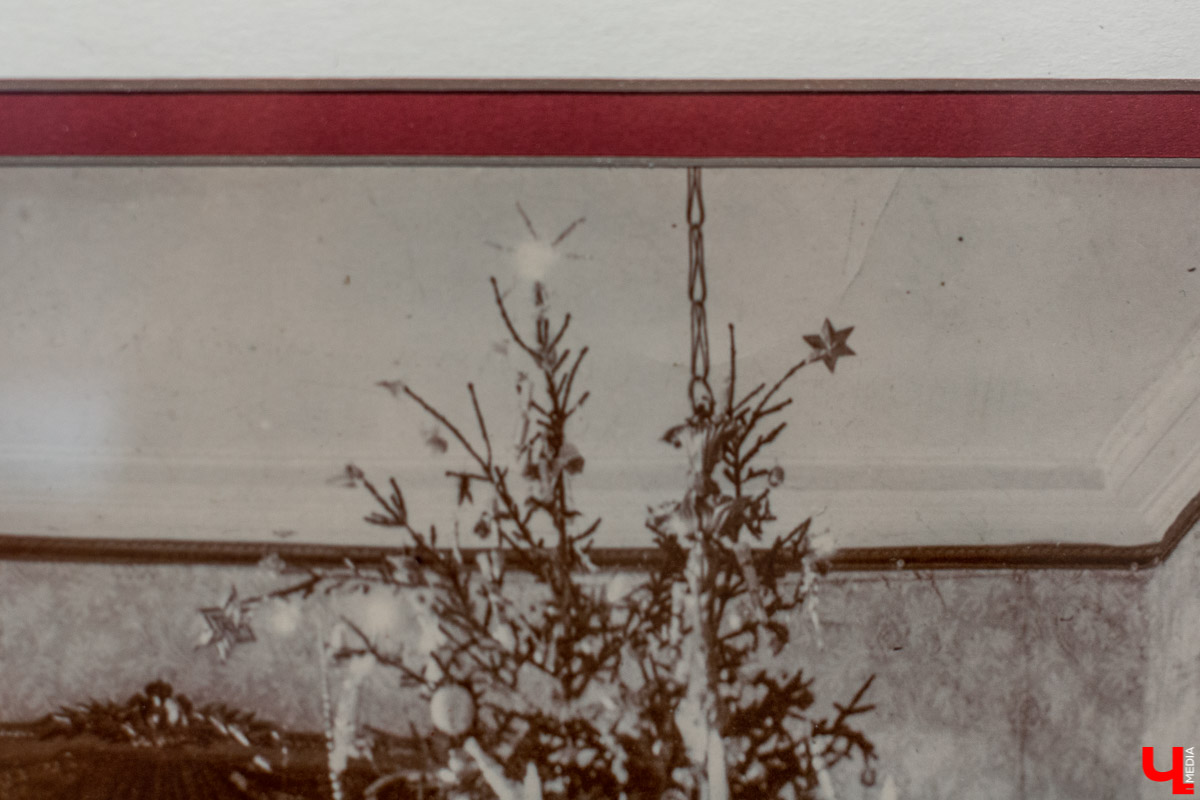 Как праздновали Рождество до революции? История ёлочных игрушек и открыток