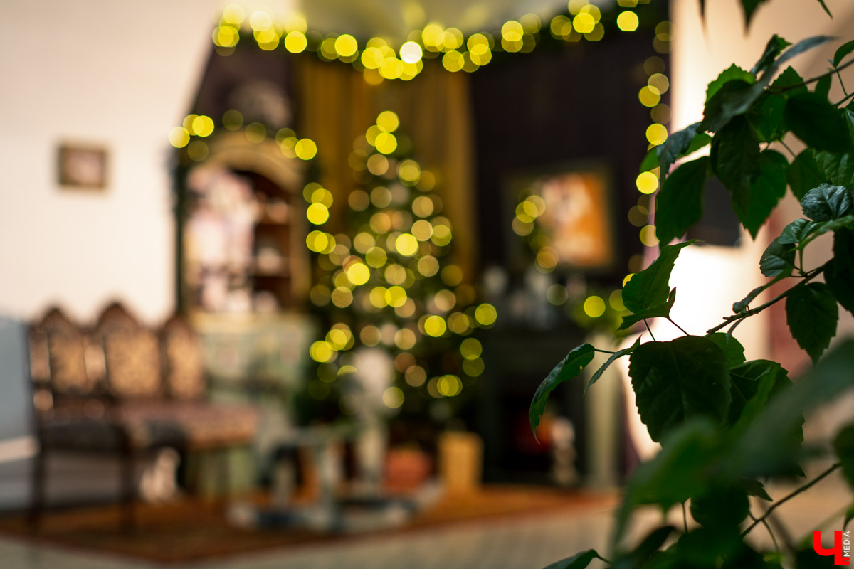 Как праздновали Рождество до революции? История ёлочных игрушек и открыток