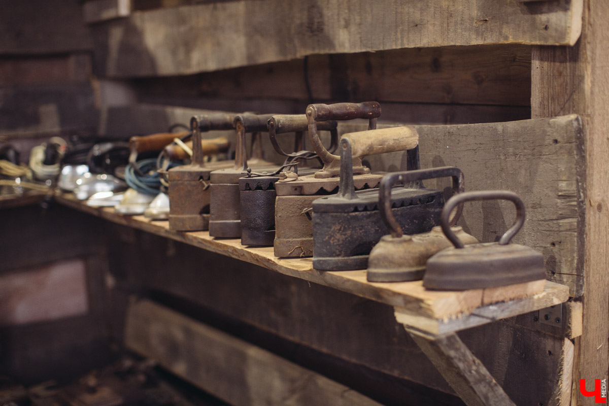 Мы знаем, куда обязательно стоит сходить любителям секонд-хендов, истории и эстетики прошлых лет. Ретро-склад никого не оставит равнодушным, и у нас на это пять причин