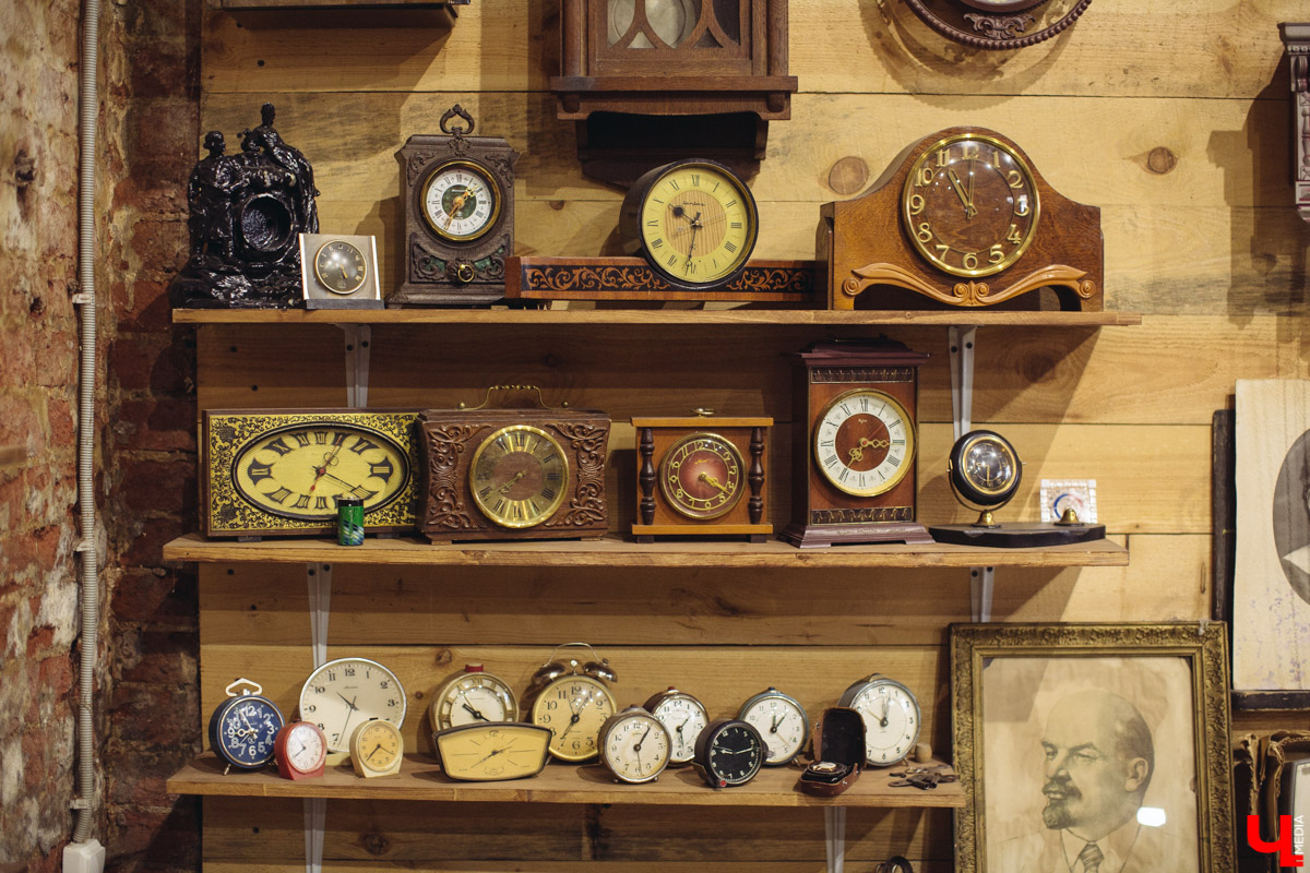 Мы знаем, куда обязательно стоит сходить любителям секонд-хендов, истории и эстетики прошлых лет. Ретро-склад никого не оставит равнодушным, и у нас на это пять причин