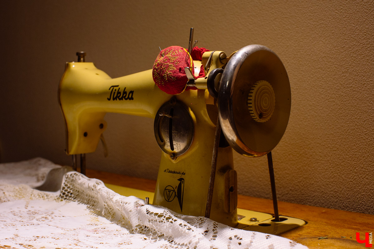 Дизайнер одежды Татьяна Фадеева выступила с необычной инициативой. Она предложила создать школу благородных девиц