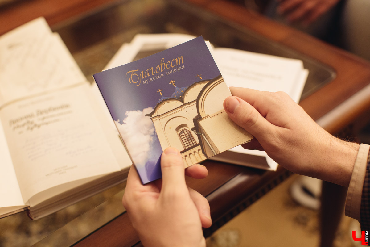 Александр Капусткин - владимирский поэт-песенник. Совсем недавно он начал несколько интересных проектов, и мы попросили о них рассказать