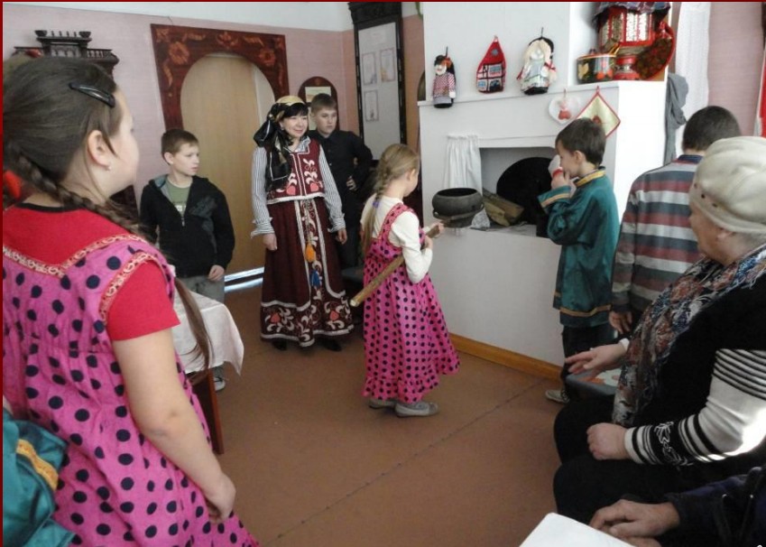 Как организовать полезную и нетривиальную школьную экскурсию? Побеседовали с Аллой Климовой, автором нового проекта в этой сфере