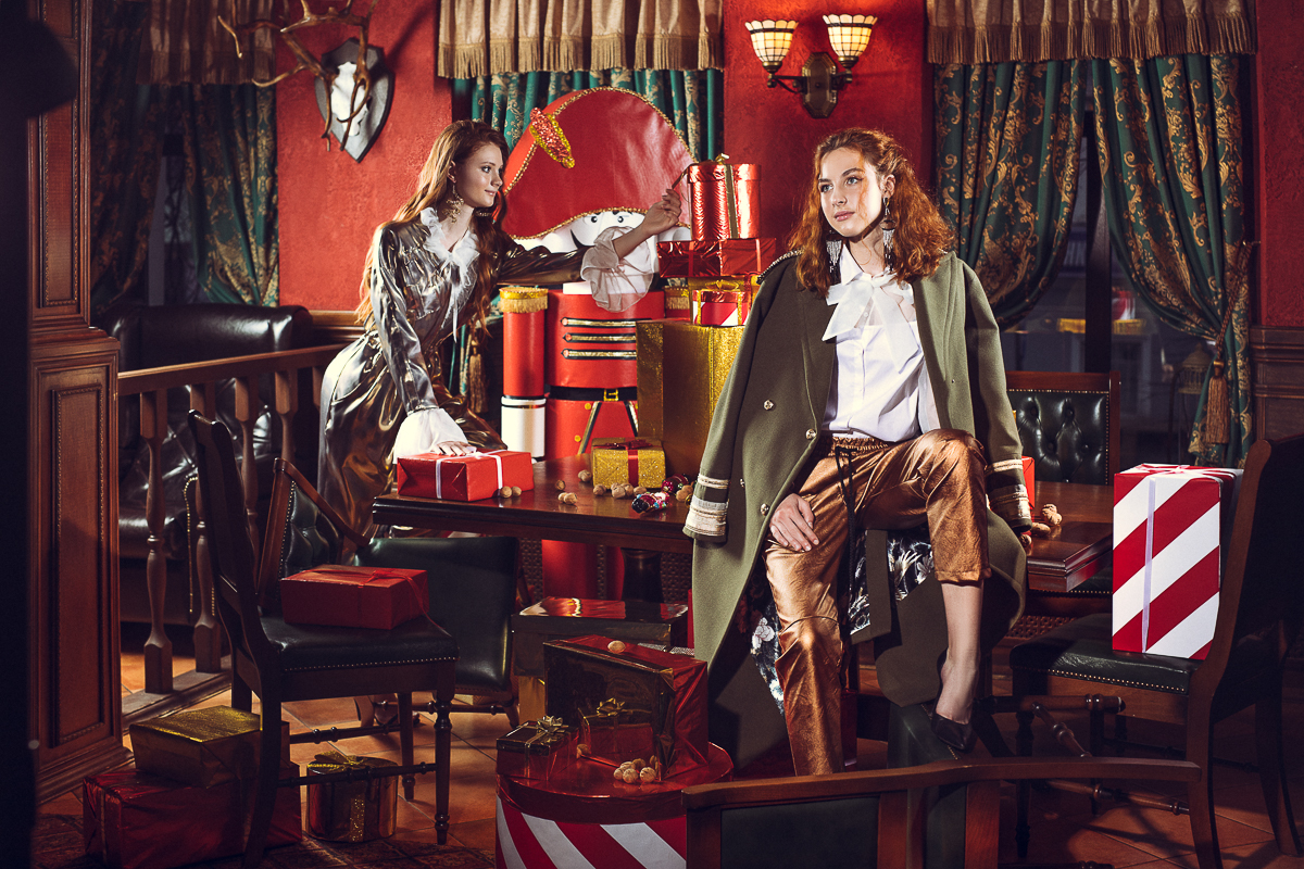 Фотограф Светлана Федорова и продюсер Агата Дрейзина удивляют владимирцев новой серией работ. Снимки посвящены сказке «Щелкунчик»