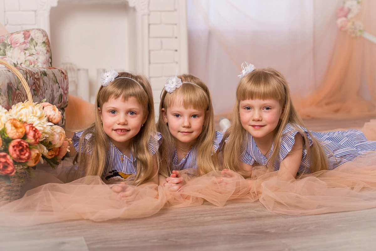 Рождение тройни — подарок небес или серьезное испытание на прочность для ошарашенных родителей? Об этом мы расспросили владимирских мам, которые осчастливили своих мужей в тройном размере