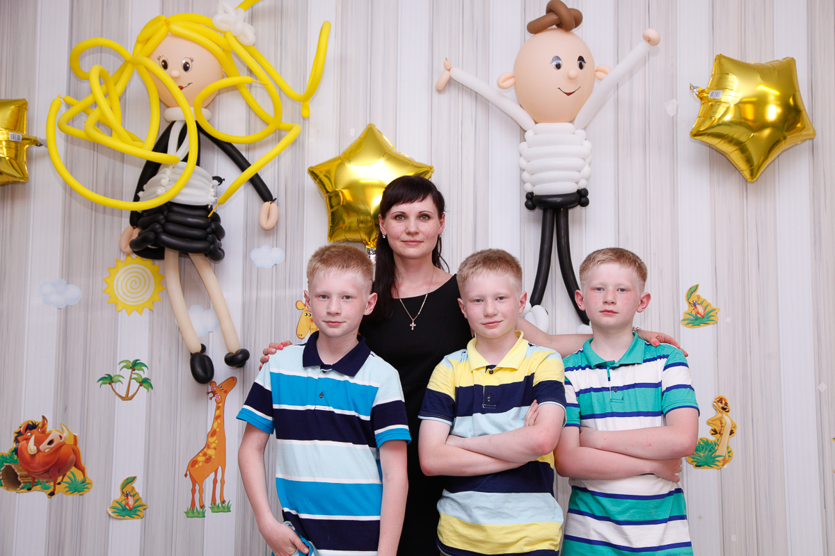 Рождение тройни — подарок небес или серьезное испытание на прочность для ошарашенных родителей? Об этом мы расспросили владимирских мам, которые осчастливили своих мужей в тройном размере