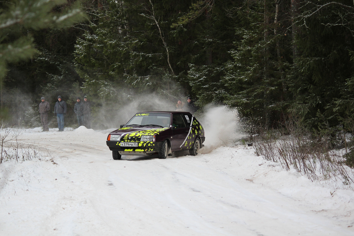 Пока домоседы праздновали Рождество в кругу семьи, владимирские гонщики рассекали по снегу и льду. Рассказываем о красивом возвращении «Другой скорости», гонках на воде и пользе «опасного» вождения
