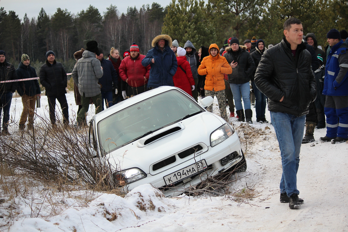 Пока домоседы праздновали Рождество в кругу семьи, владимирские гонщики рассекали по снегу и льду. Рассказываем о красивом возвращении «Другой скорости», гонках на воде и пользе «опасного» вождения