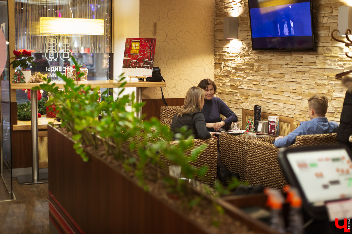 У маленького Сани сани едут сами, а вот у Артема Макеева сани модифицируются. Рассказываем о владимирском восьмикласснике, который в тандеме с научным руководителем создал целых три варианта “зимней ватрушки” и получил на них патент