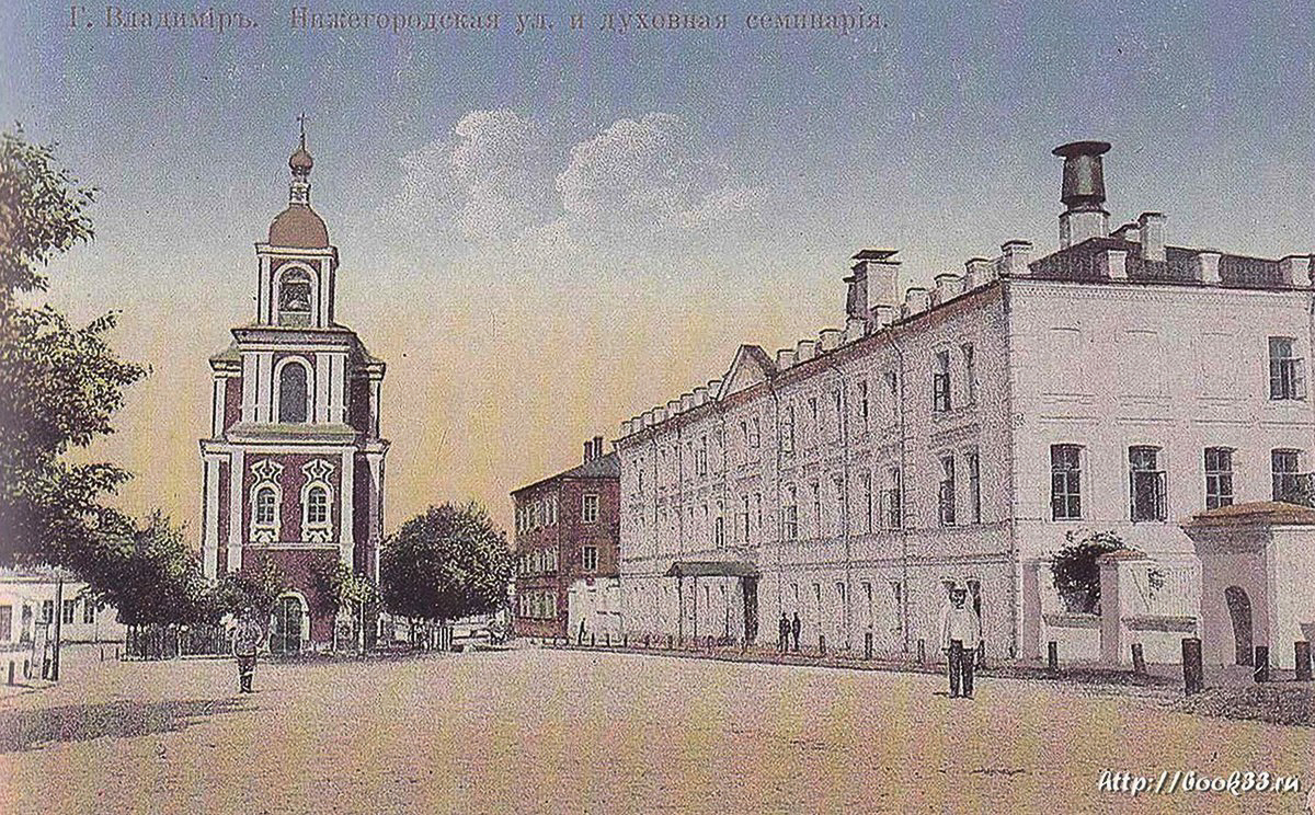 Чем примечательна Большая Нижегородская? Когда появилась эта центральная улица Владимира? И как она выглядела раньше? Небольшой экскурс в историю помог подготовить краевед Александр Пронин