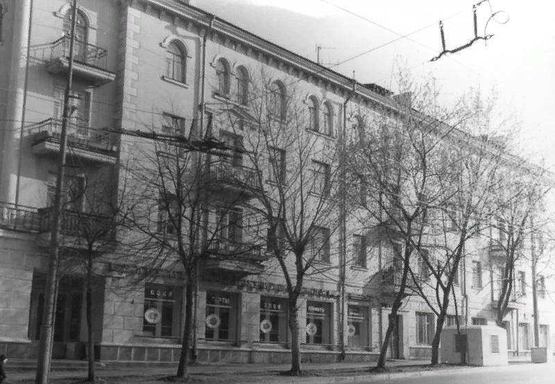 Чем примечательна Большая Нижегородская? Когда появилась эта центральная улица Владимира? И как она выглядела раньше? Небольшой экскурс в историю помог подготовить краевед Александр Пронин