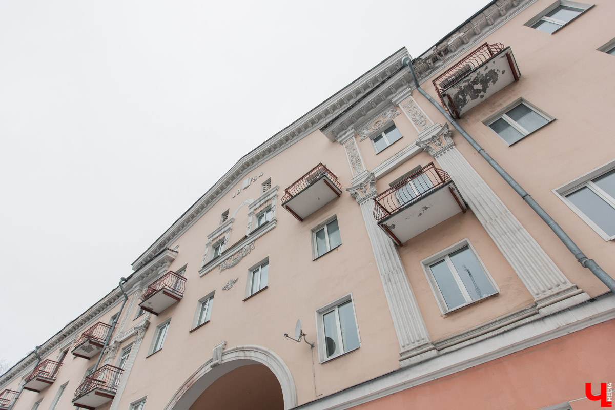 Чем примечательна Большая Нижегородская? Когда появилась эта центральная улица Владимира? И как она выглядела раньше? Небольшой экскурс в историю помог подготовить краевед Александр Пронин