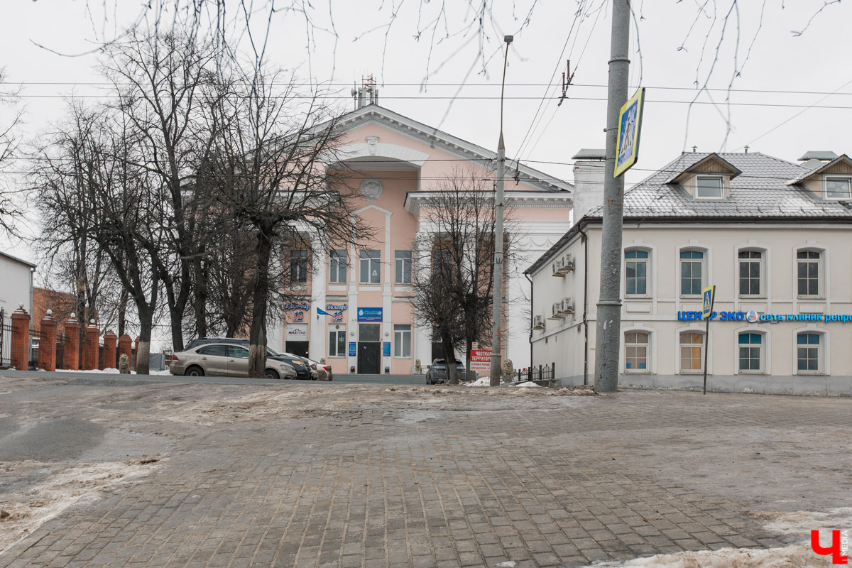 Чем примечательна Большая Нижегородская? Когда появилась эта центральная улица Владимира? И как она выглядела раньше? Небольшой экскурс в историю помог подготовить краевед Александр Пронин
