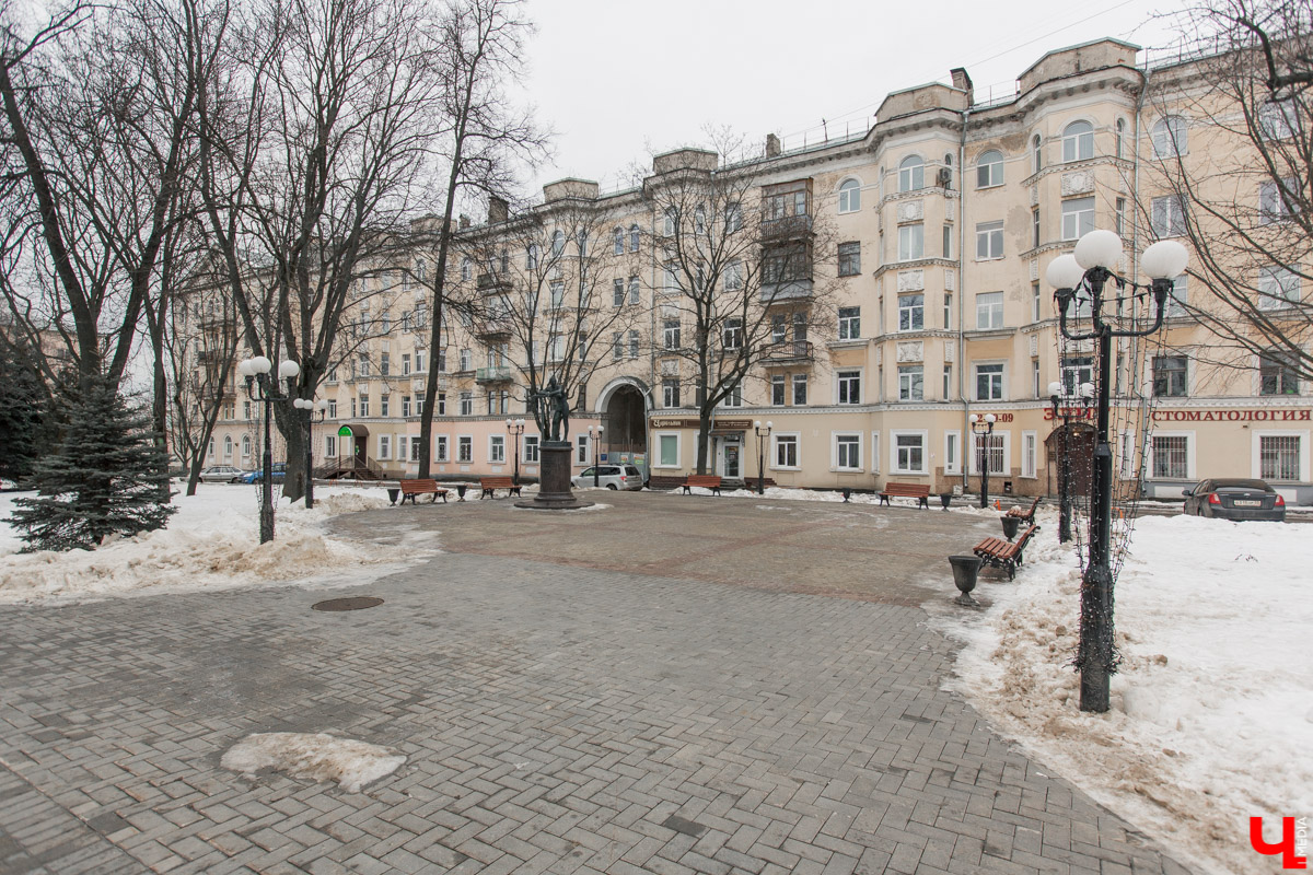 Чем примечательна Большая Нижегородская? Когда появилась эта центральная улица Владимира? И как она выглядела раньше? Небольшой экскурс в историю помог подготовить краевед Александр Пронин