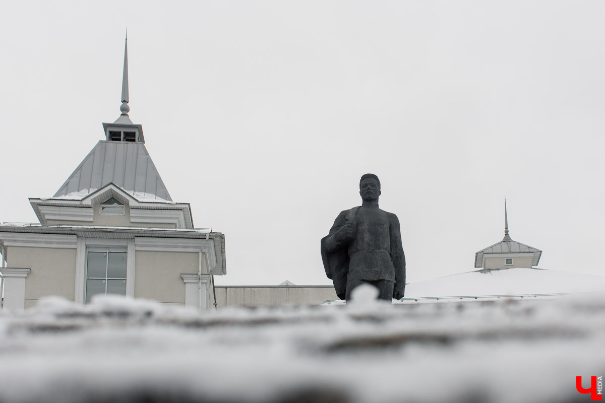 Чем примечательна Большая Нижегородская? Когда появилась эта центральная улица Владимира? И как она выглядела раньше? Небольшой экскурс в историю помог подготовить краевед Александр Пронин