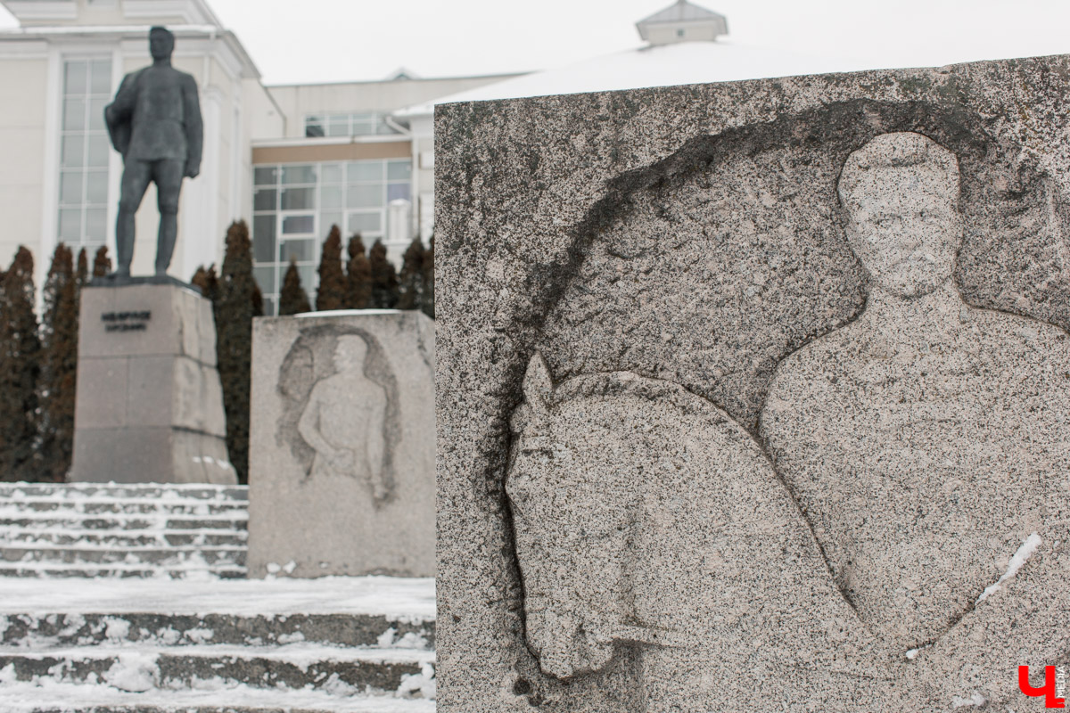 Чем примечательна Большая Нижегородская? Когда появилась эта центральная улица Владимира? И как она выглядела раньше? Небольшой экскурс в историю помог подготовить краевед Александр Пронин