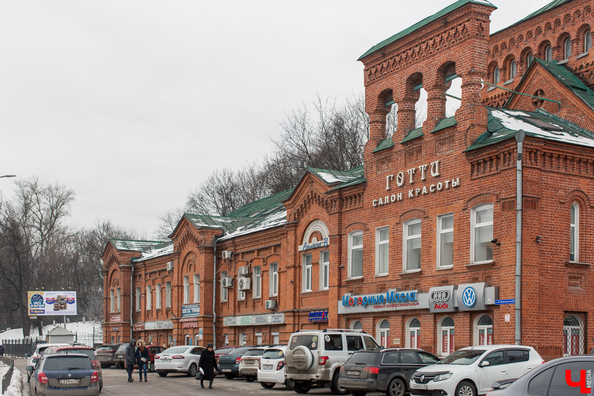 Чем примечательна Большая Нижегородская? Когда появилась эта центральная улица Владимира? И как она выглядела раньше? Небольшой экскурс в историю помог подготовить краевед Александр Пронин