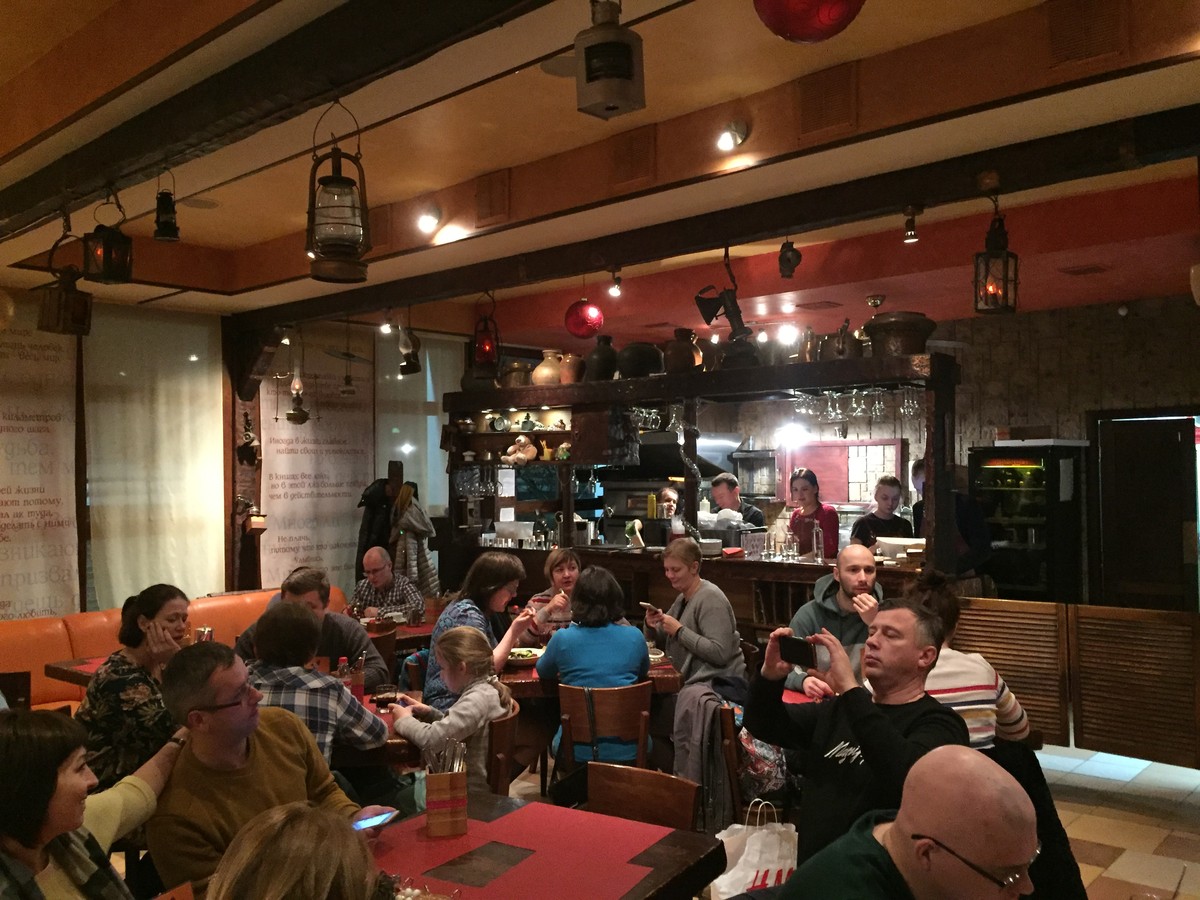 Выходные на носу, так что читайте наш гид по самым интересным местам Нижнего Новгорода: метро, велопрокат, театр “Преображение!, Покровка, канатная дорога