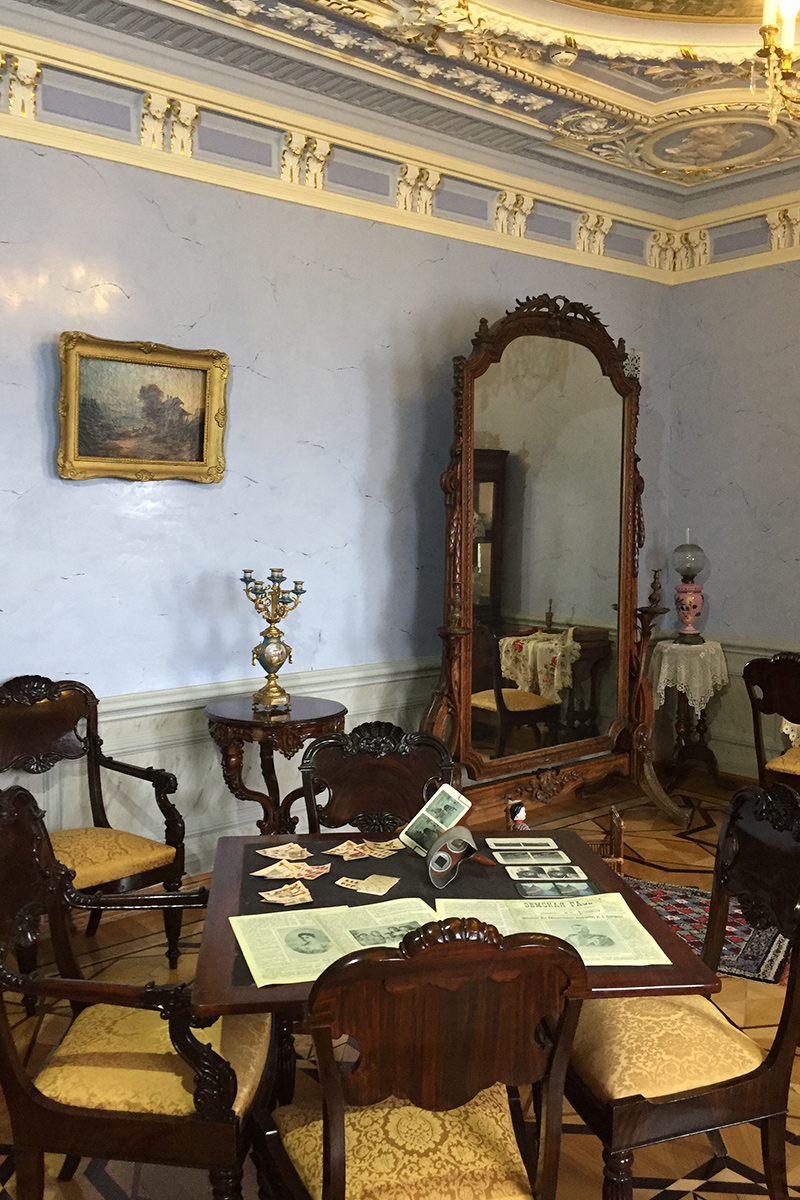 Выходные на носу, так что читайте наш гид по самым интересным местам Нижнего Новгорода: метро, велопрокат, театр “Преображение!, Покровка, канатная дорога