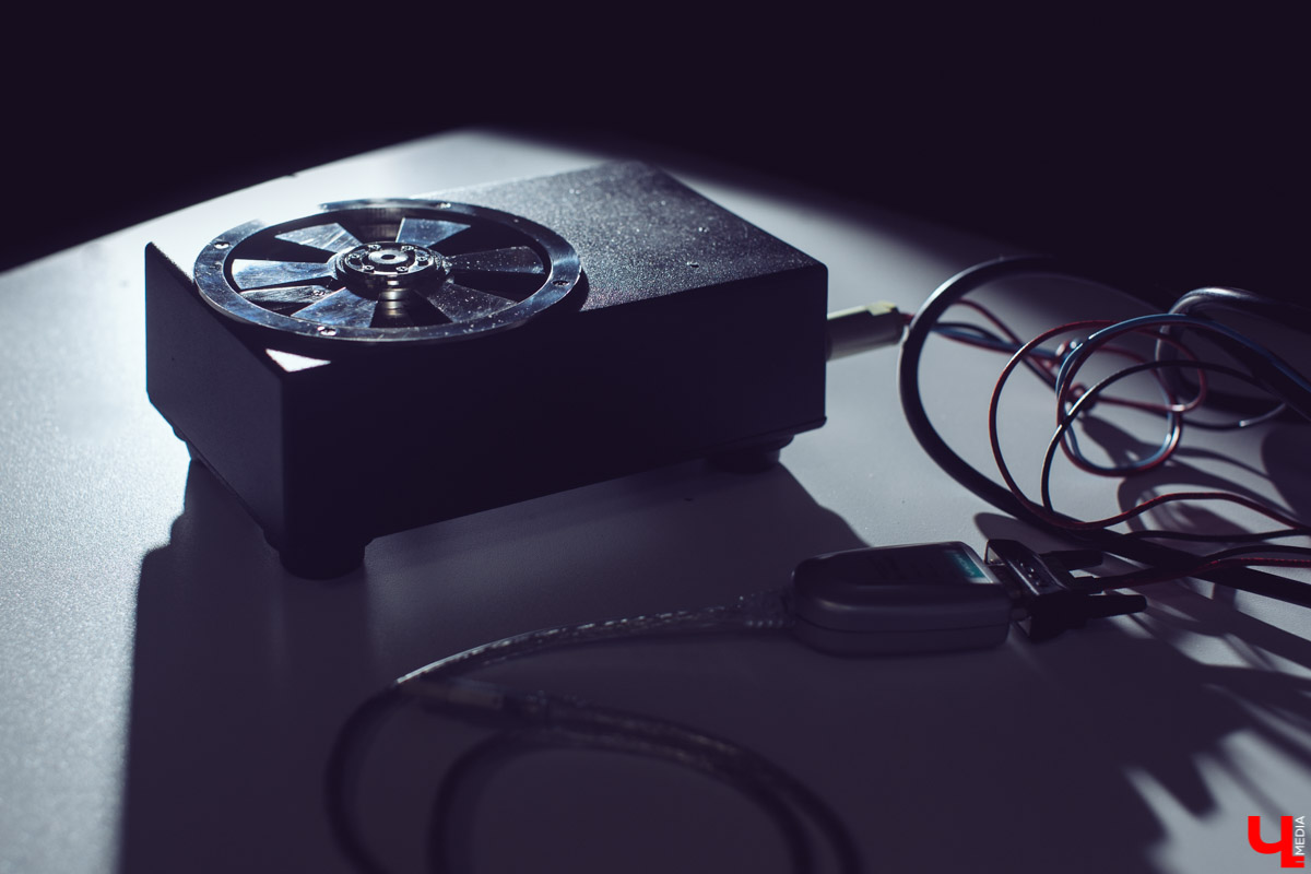 Артём Золотов — один из троих молодых ученых, которые получили гранты на исследования. Что ему предстоит сделать? И почему его проект так важен?