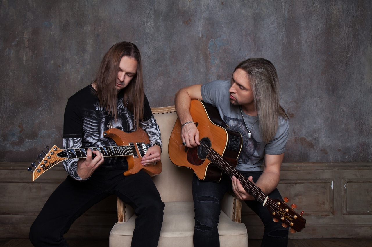 Напомним, 25 января во Владимир с концертом приедут музыканты известной метал-группы «Гран-КуражЪ». Ее гитарист Михаил Бугаев уже поведал нам некоторые подробности, а сегодня предоставляем слово солисту коллектива - Петру Елфимову